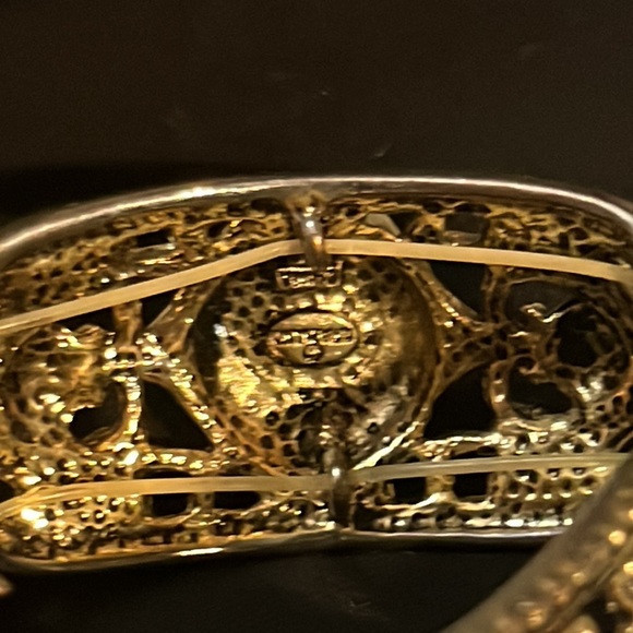 R.J. Graziano Stretch GoldTone Cabachon Bracelets. 2 broken, 2 stretched out. - Picture 6 of 9